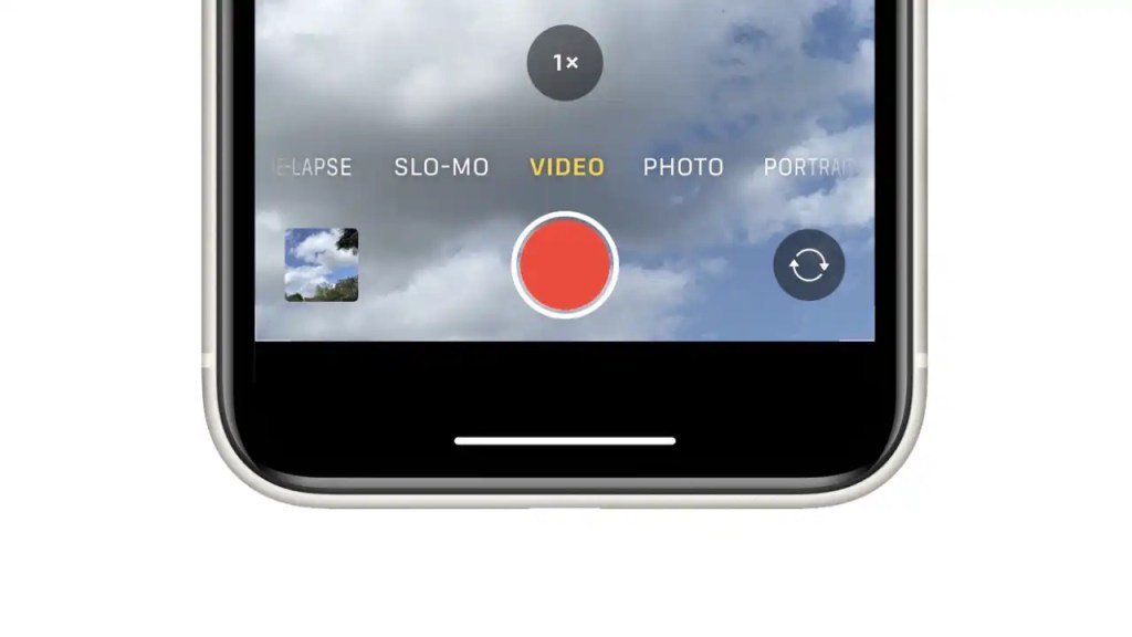 iPhone 16 Pro: 17 anni dopo, arriva il tasto “Pausa” per i video